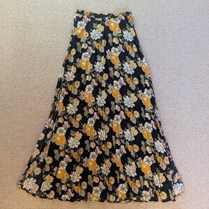 Natural Life Valentina Maxi Skirt in Floral Print (S)